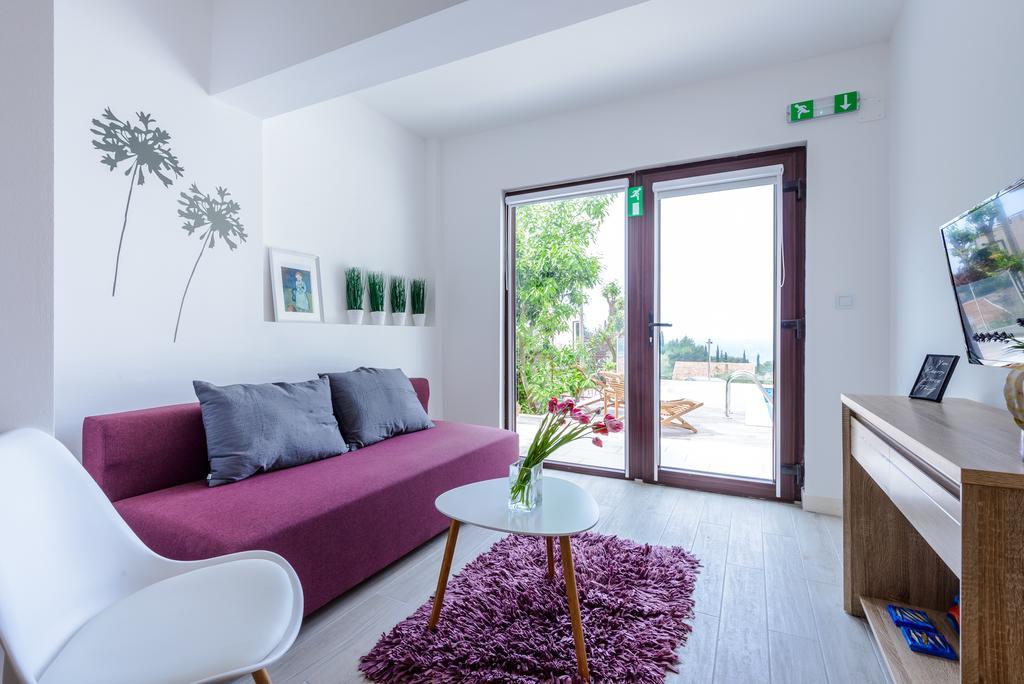 Tandem Apartments With Swimming Pool Cavtat Bagian luar foto