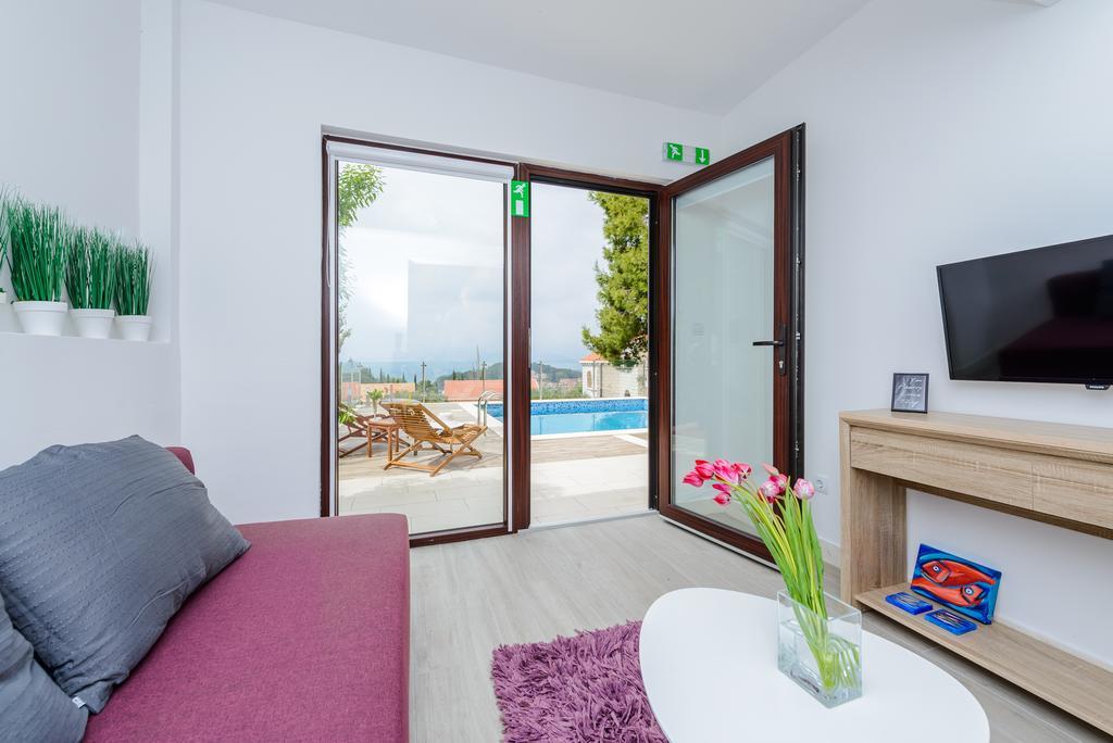 Tandem Apartments With Swimming Pool Cavtat Bagian luar foto