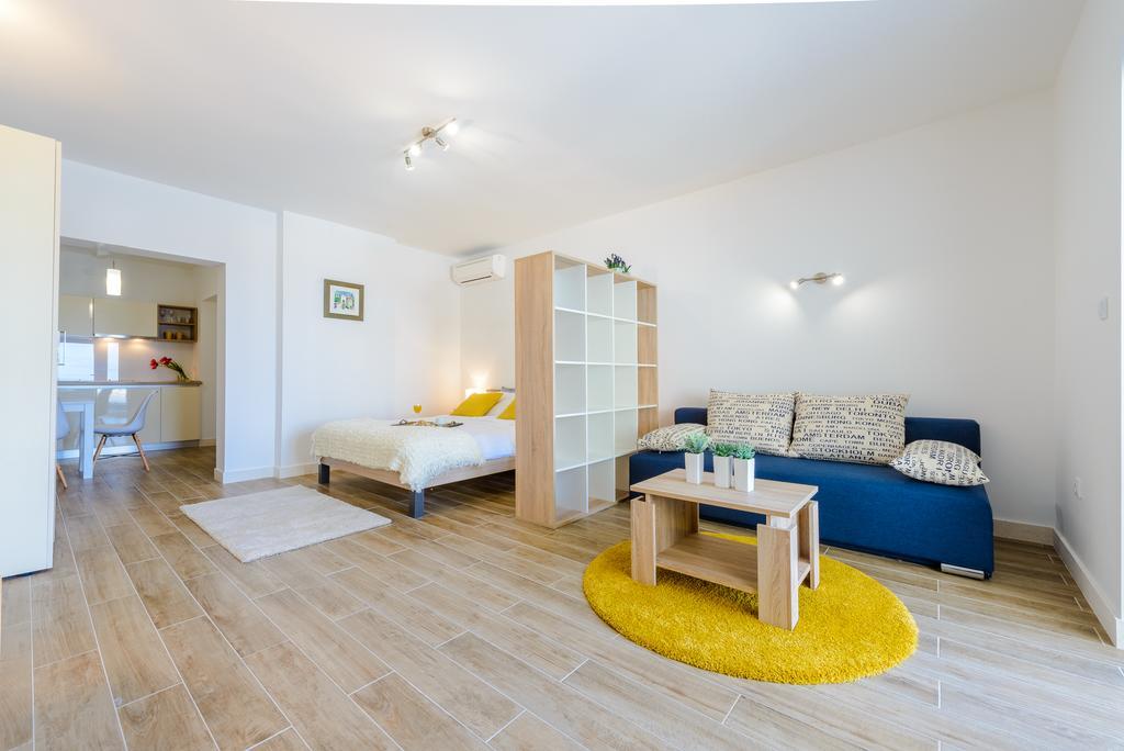 Tandem Apartments With Swimming Pool Cavtat Bagian luar foto