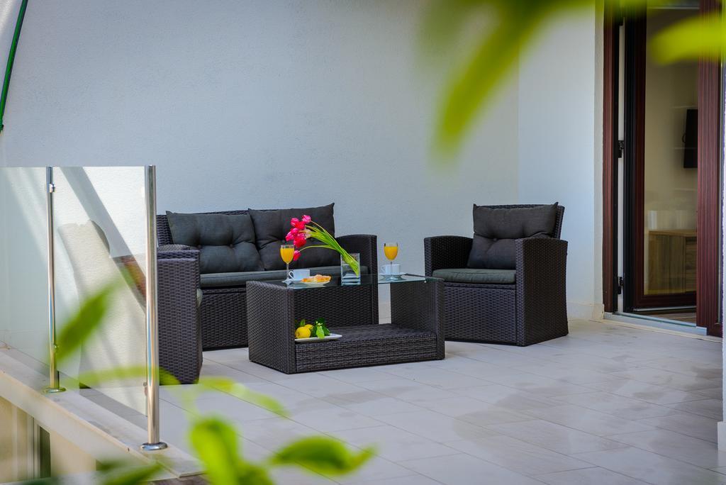 Tandem Apartments With Swimming Pool Cavtat Bagian luar foto