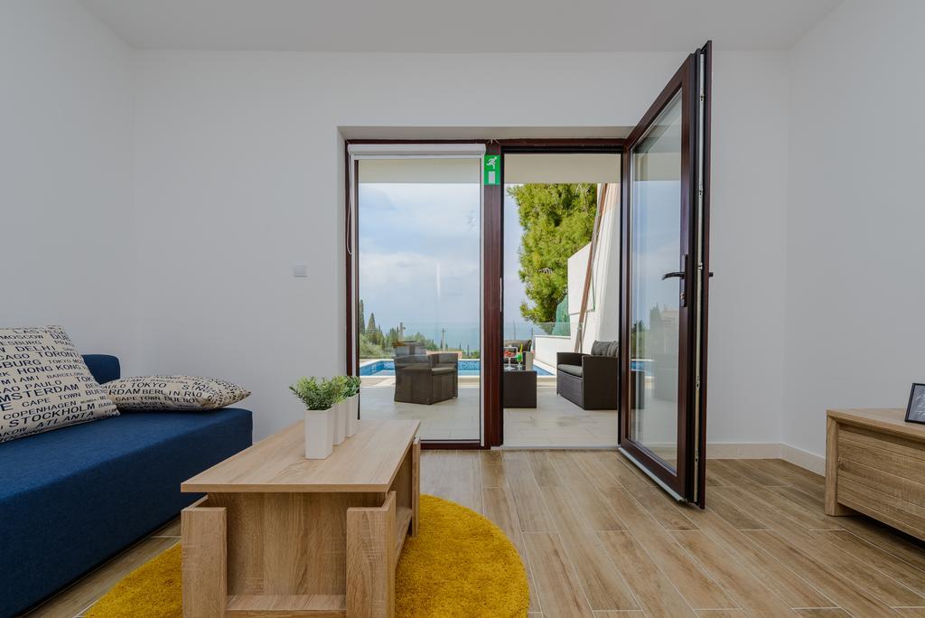 Tandem Apartments With Swimming Pool Cavtat Bagian luar foto